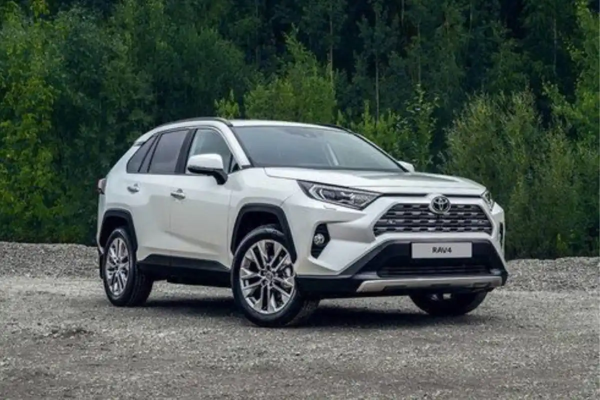 5 Seater SUV for Rent